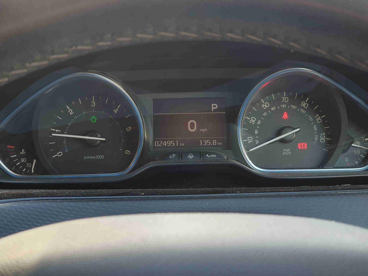 Used Peugeot 2008 2019 for sale - 77360462: Photo 14