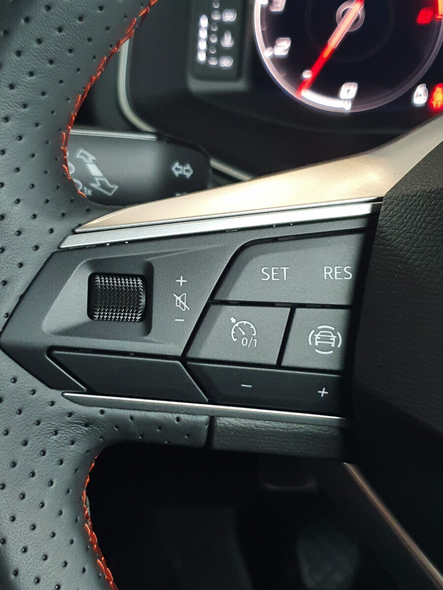 Used SEAT Arona 2024 for sale - 77588476: Photo 27