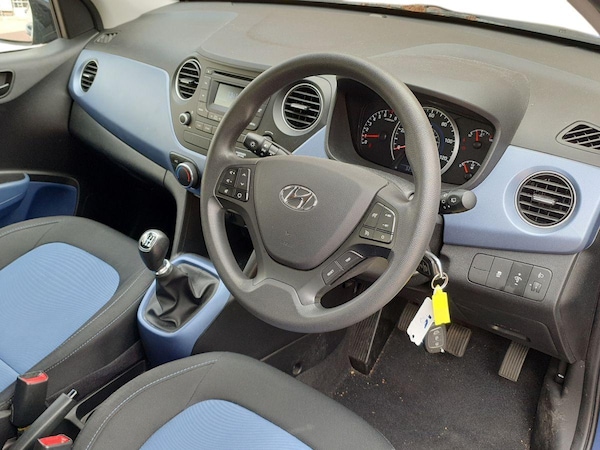 Used Hyundai i10 2017 for sale - 76191047: Photo 10