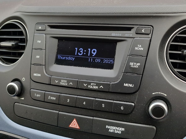Used Hyundai i10 2017 for sale - 76191047: Photo 19