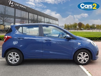 Used Hyundai i10 2017 for sale - 76191047: Photo 2