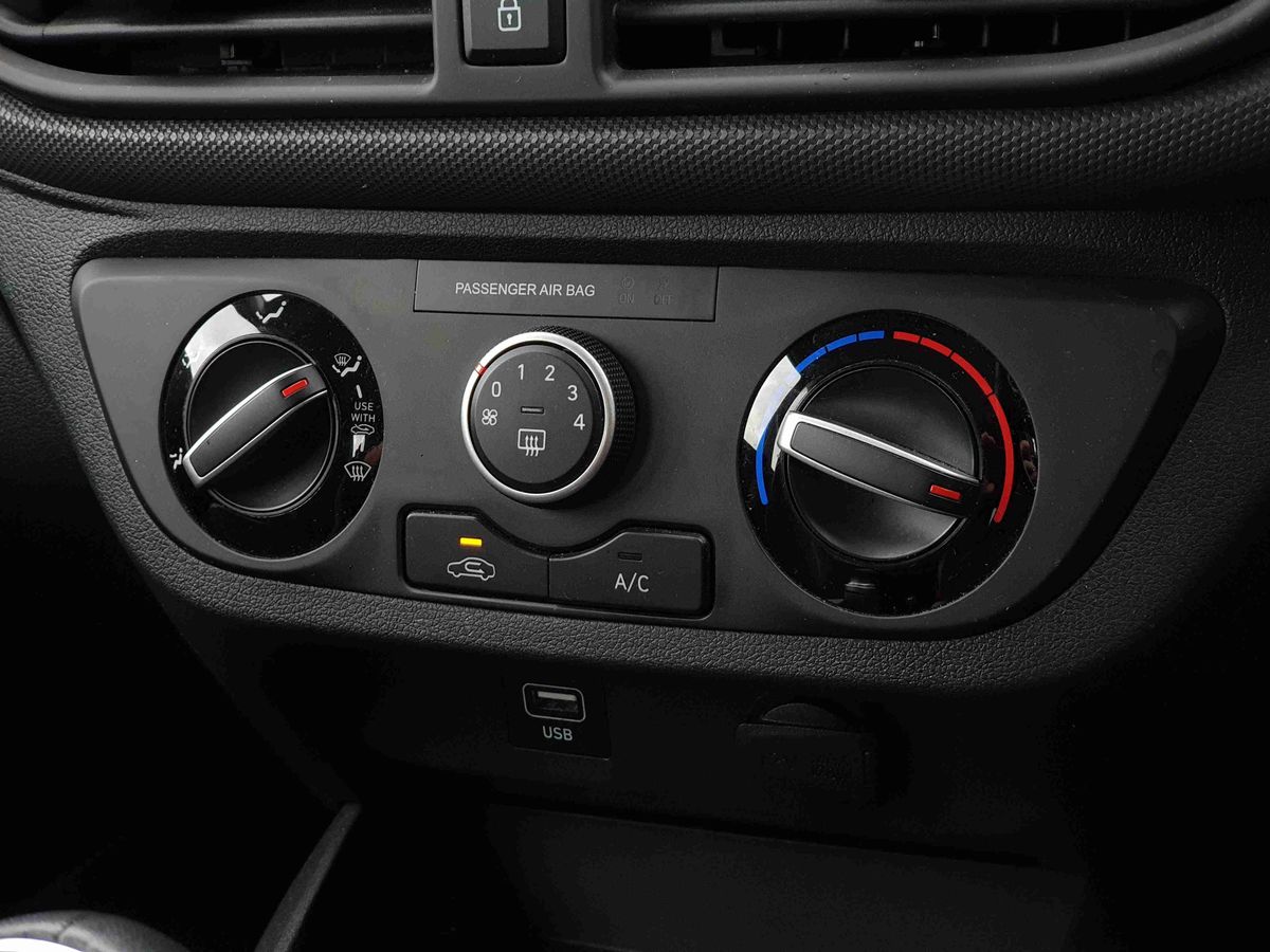 Used Hyundai i10 2022 for sale - 77739957: Photo 21