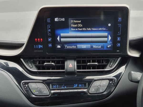 Used Toyota C-HR 2018 for sale - 75469691: Photo 17