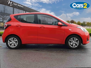 Used Hyundai i10 2018 for sale - 76487177: Photo