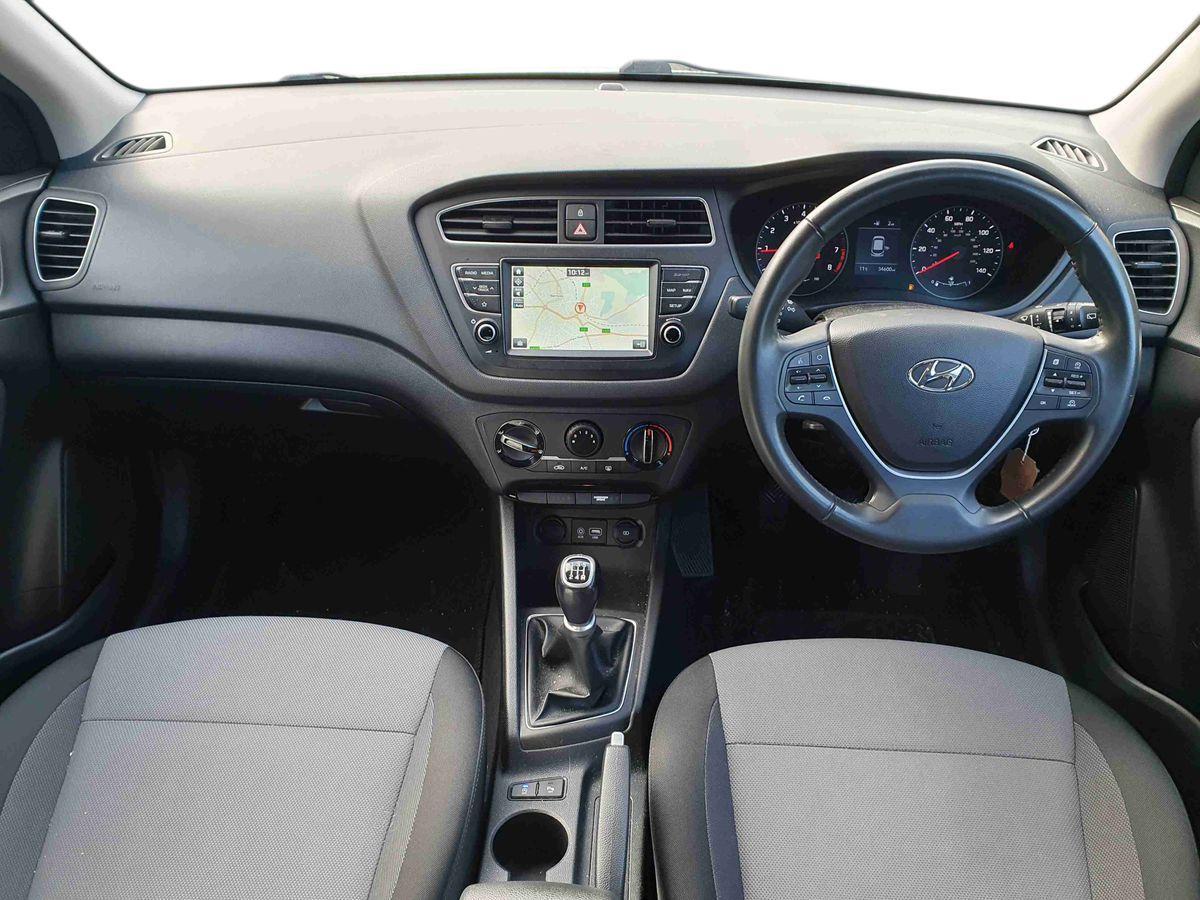 Used Hyundai i20 2020 for sale - 76372874: Photo 11