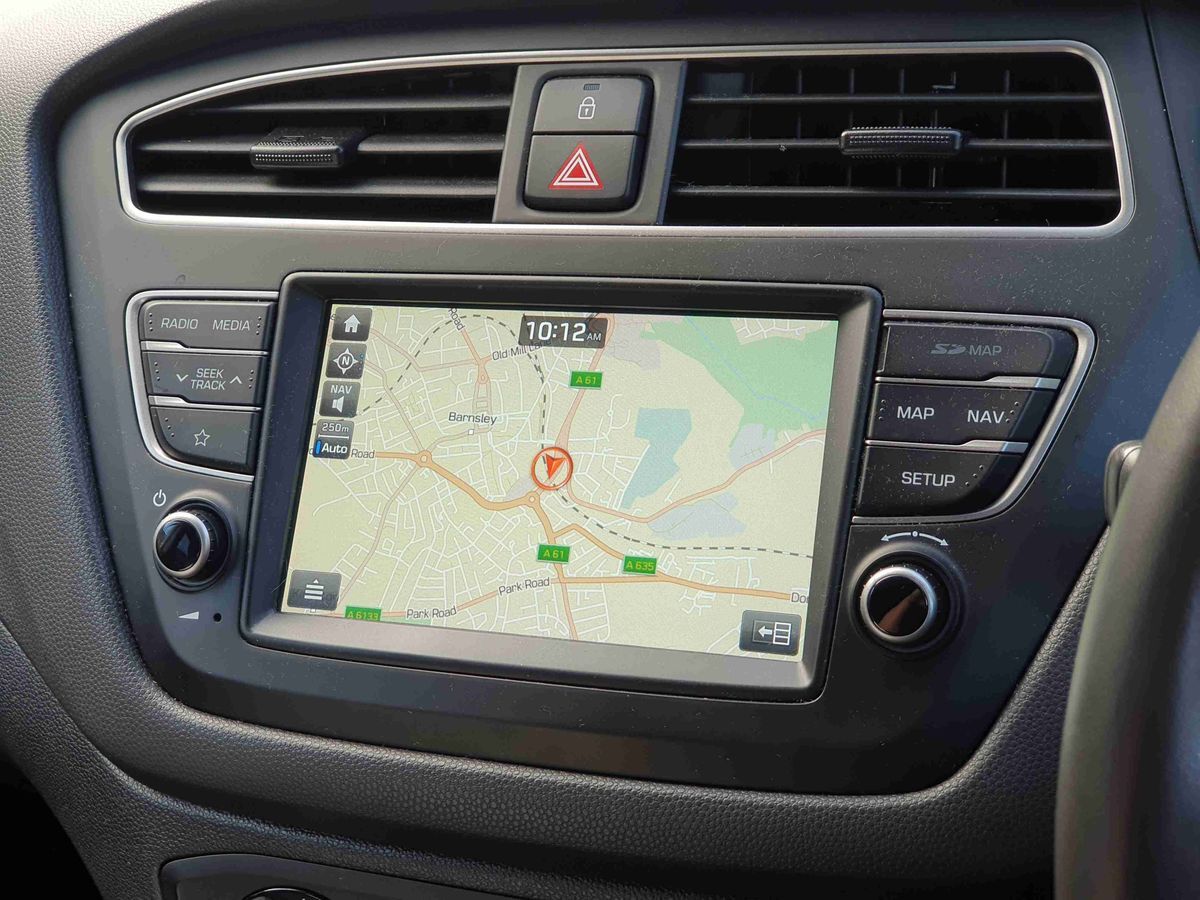 Used Hyundai i20 2020 for sale - 76372874: Photo 19