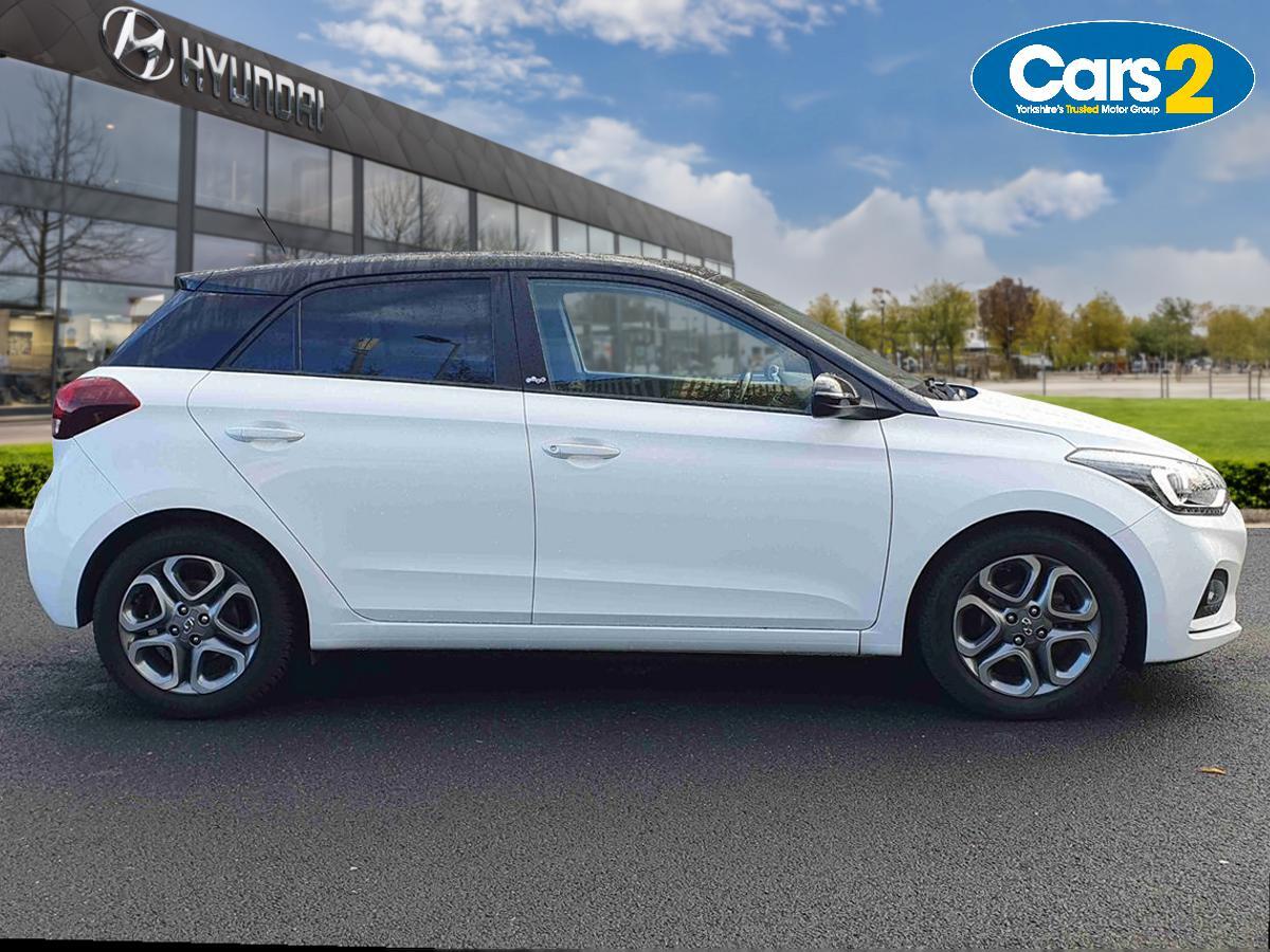 Used Hyundai i20 2020 for sale - 76372874: Photo 2