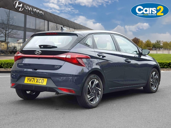 Used Hyundai i20 2021 for sale - 76289795: Photo 3