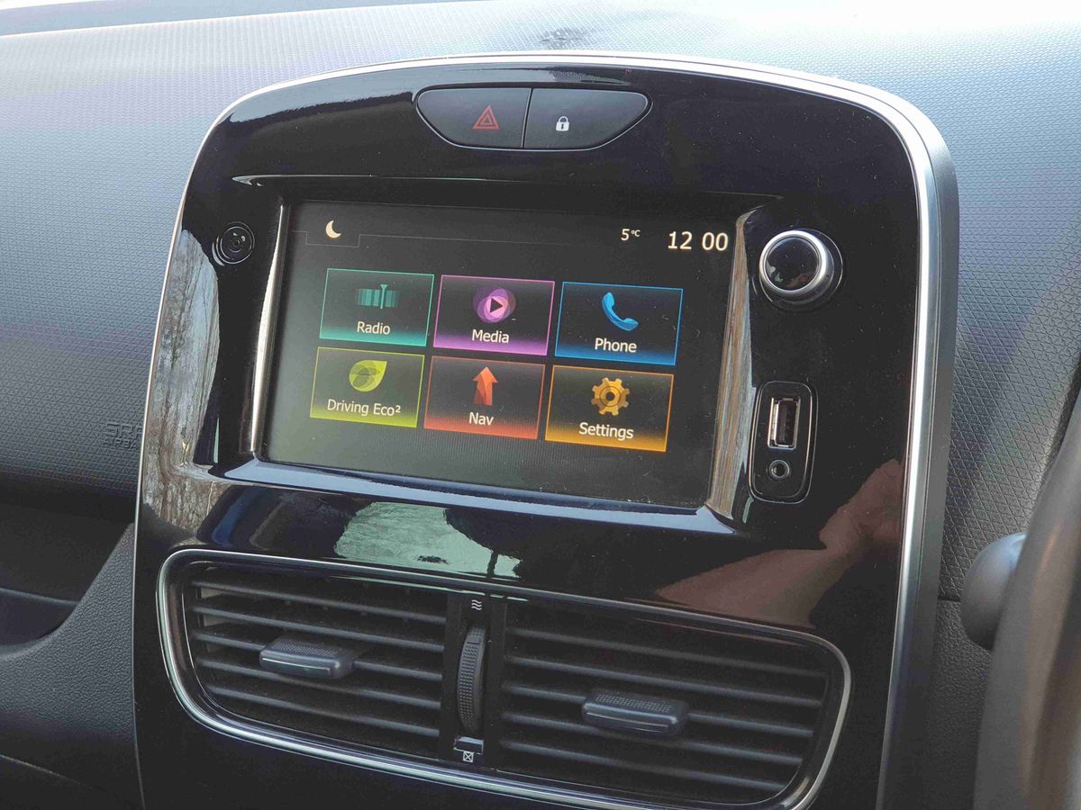 Used Renault Clio 2019 for sale - 77360515: Photo 19