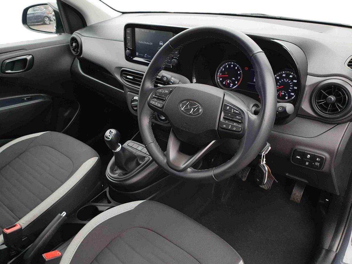 Used Hyundai i10 2023 for sale - 77442638: Photo 10