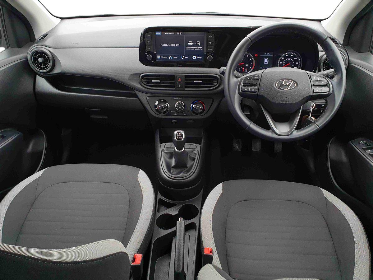 Used Hyundai i10 2023 for sale - 77442638: Photo 11