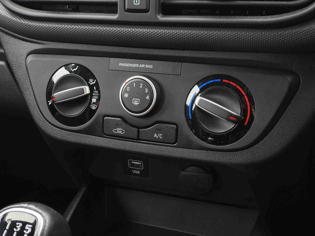 Used Hyundai i10 2023 for sale - 77442638: Photo 21