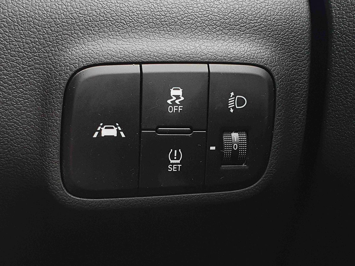 Used Hyundai i10 2023 for sale - 77442638: Photo 23