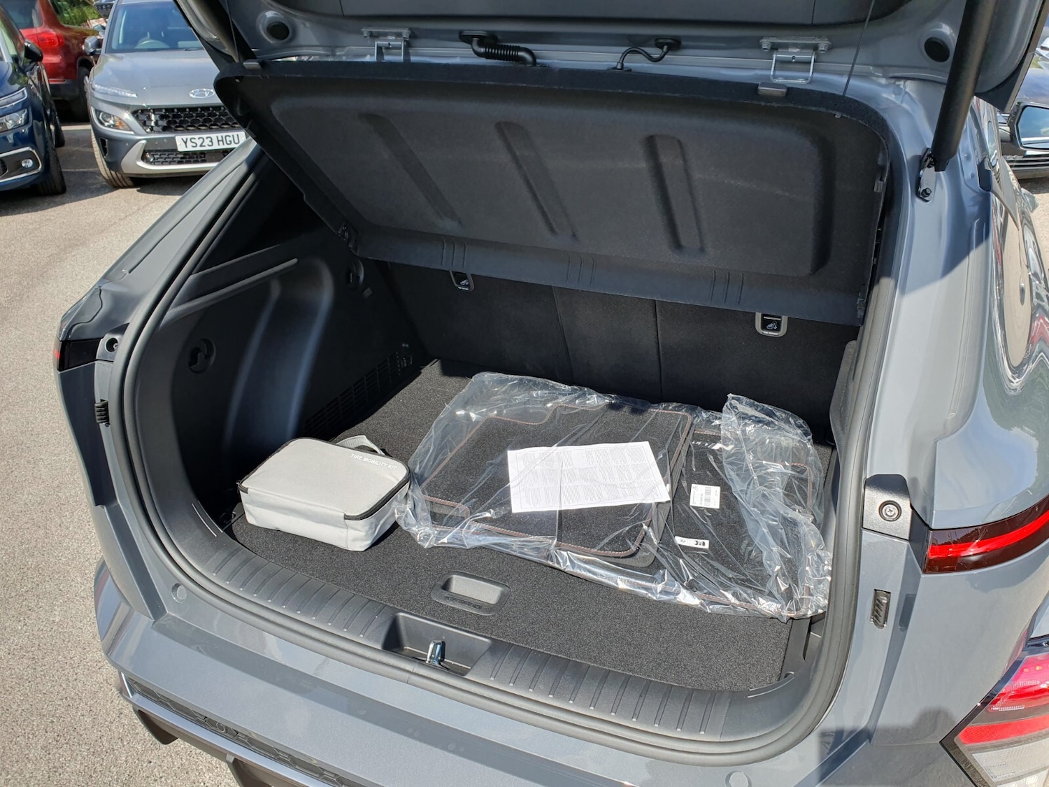 Vehicle 33