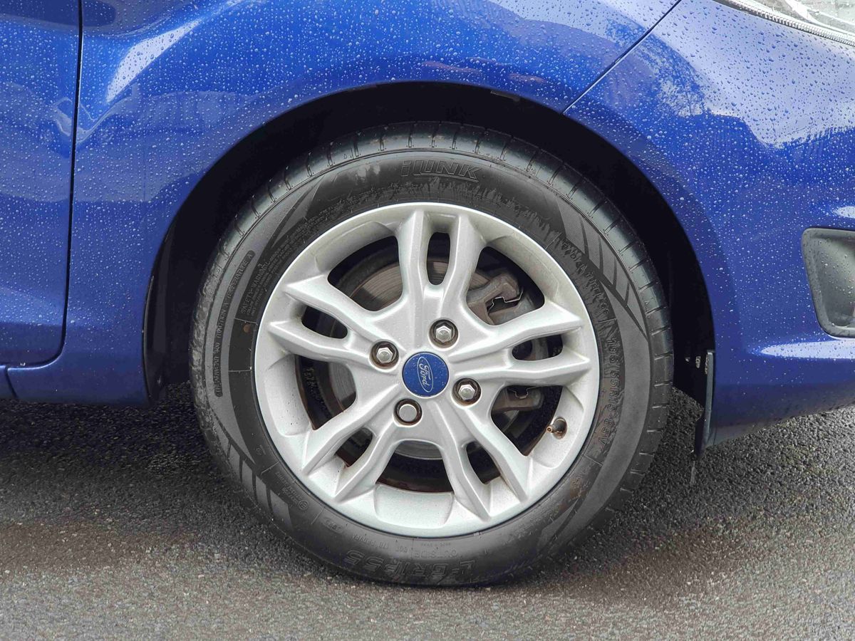 Used Ford Fiesta 2016 for sale - 76140081: Photo 9