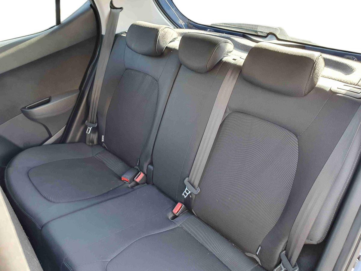 Used Hyundai i10 2018 for sale - 77942079: Photo 17