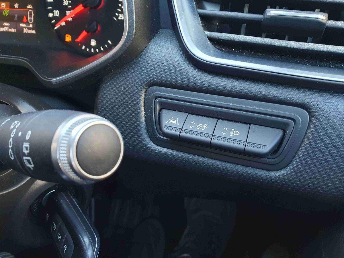 Used Renault Clio 2020 for sale - 76191102: Photo 22