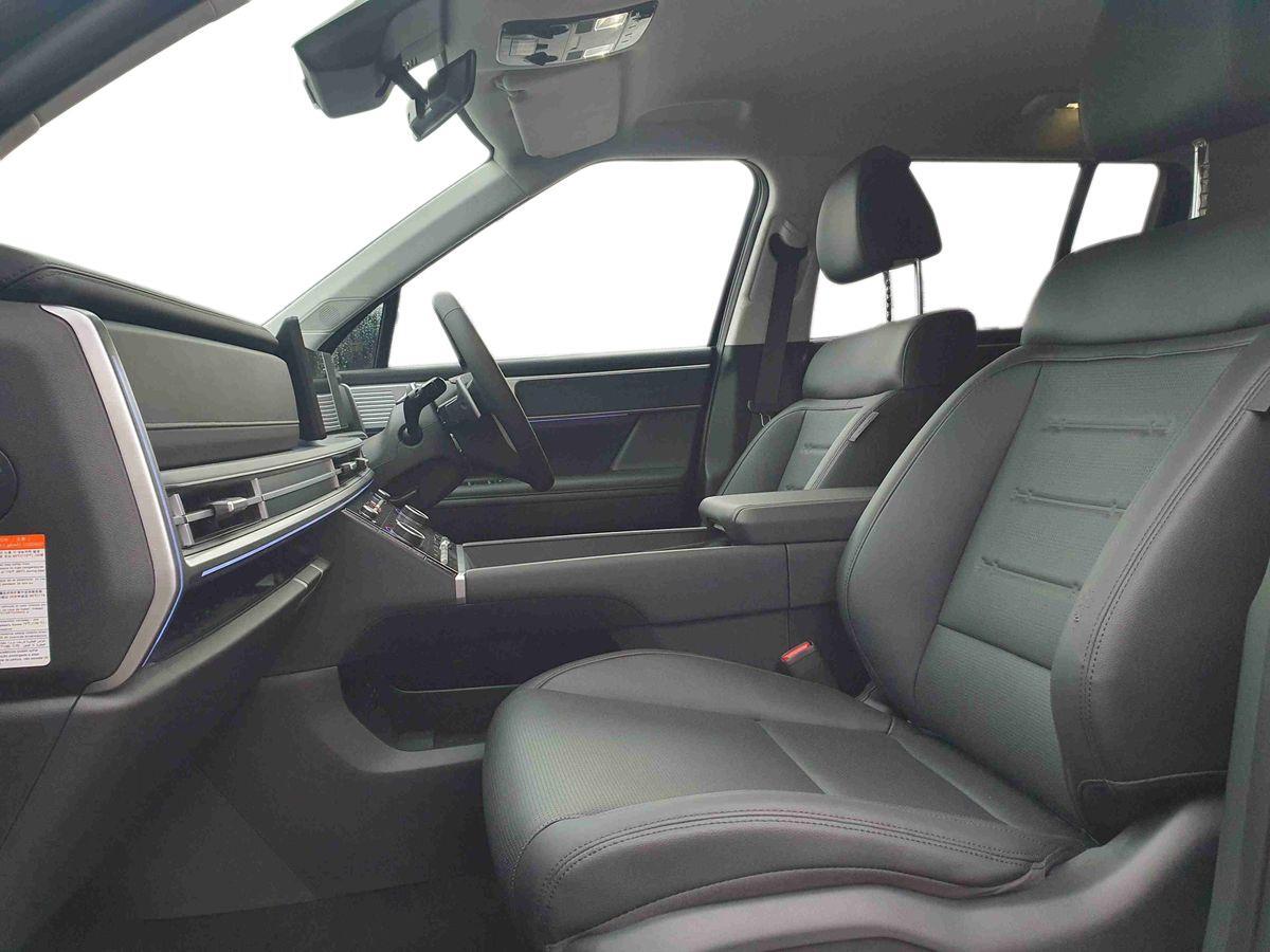 Used Hyundai Santa Fe 2025 for sale - 77075569: Photo 16