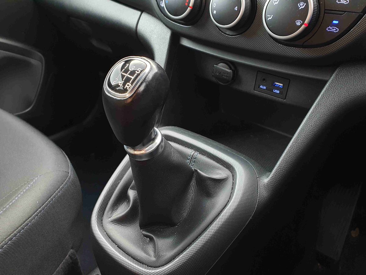 Used Hyundai i10 2018 for sale - 76717390: Photo 21