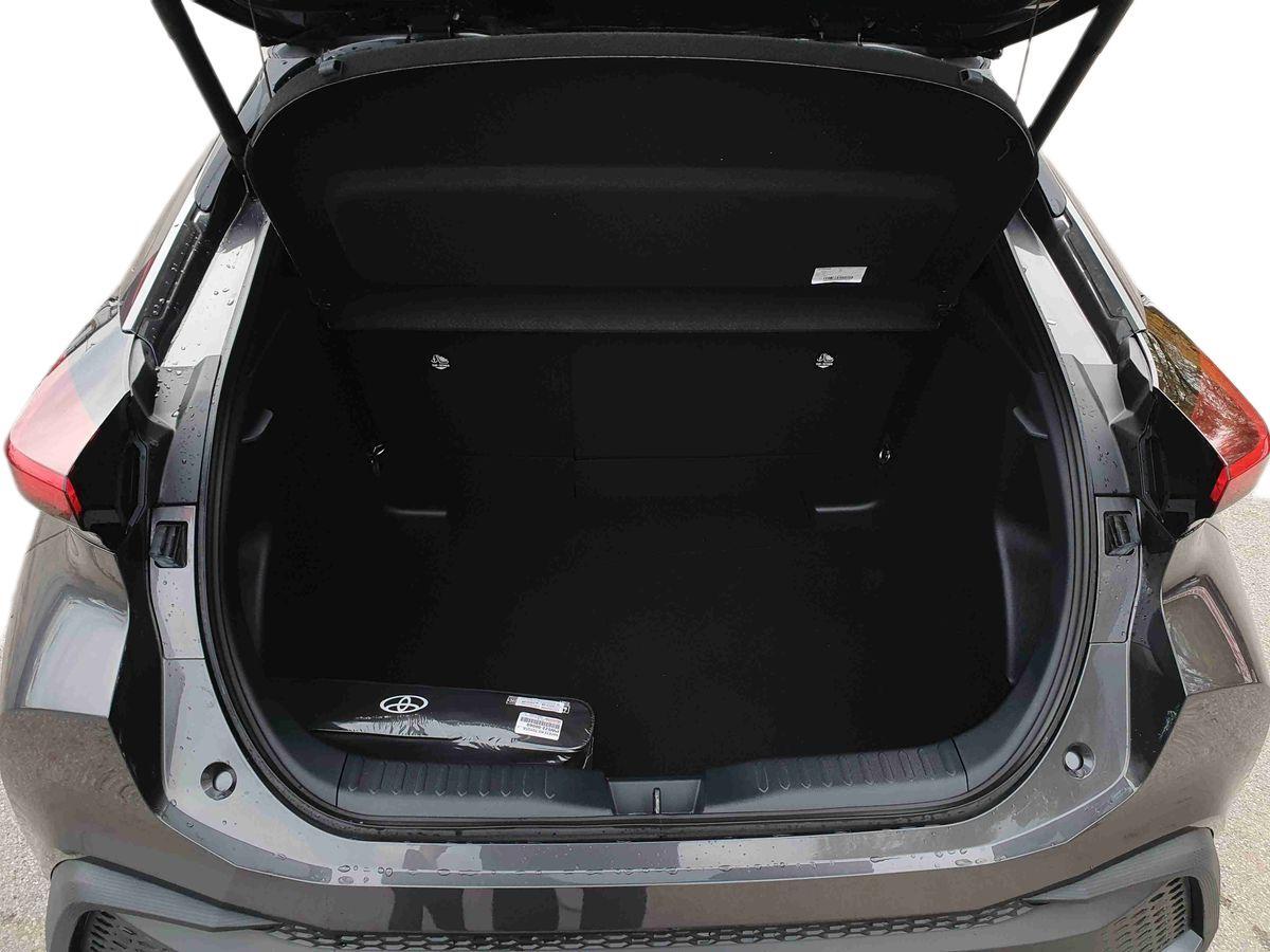 Used Toyota C-HR 2024 for sale - 76493929: Photo 18