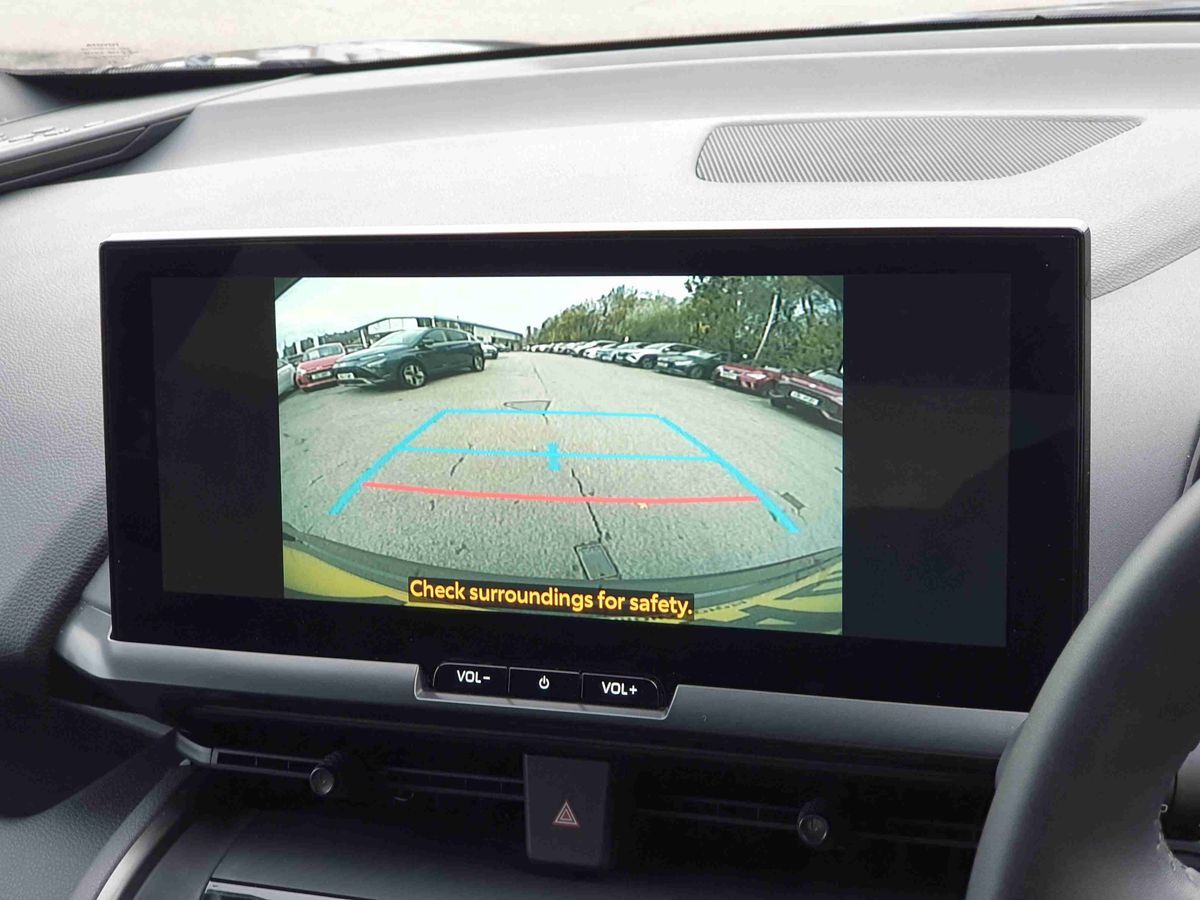 Used Toyota C-HR 2024 for sale - 76493929: Photo 20