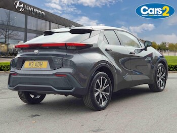 Used Toyota C-HR 2024 for sale - 76493929: Photo