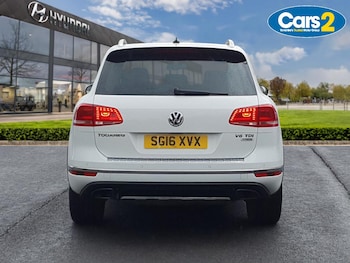 Used Volkswagen Touareg 2016 for sale - 75916898: Photo