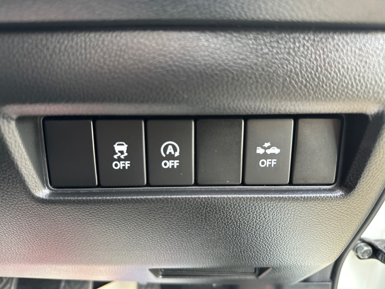 Used Suzuki Swift 2023 for sale - 77592091: Photo 25