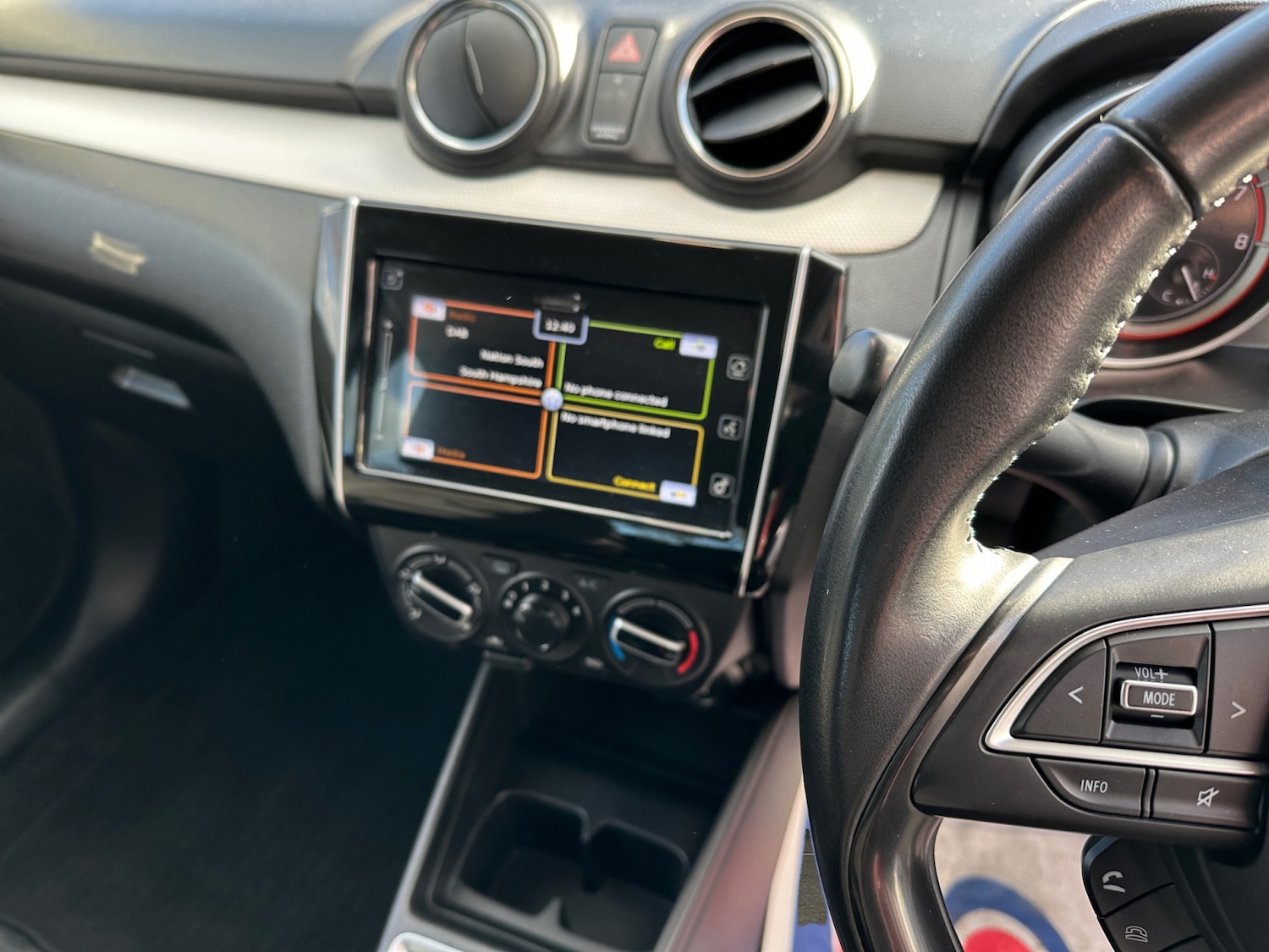 Used Suzuki Swift 2021 for sale - 77010446: Photo 7