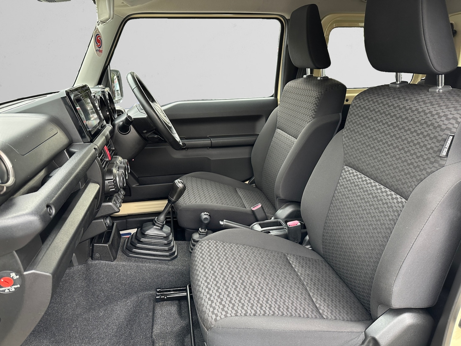 Used Suzuki Jimny 2019 for sale - 77198161: Photo 6