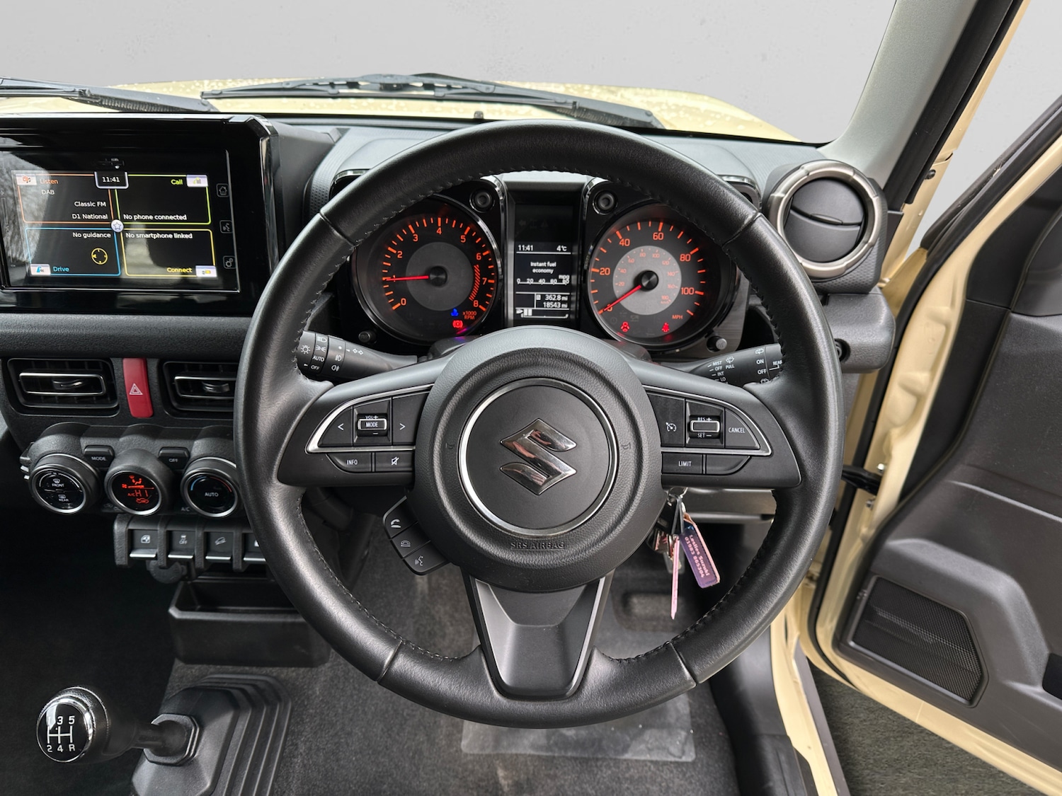 Used Suzuki Jimny 2019 for sale - 77198161: Photo 9