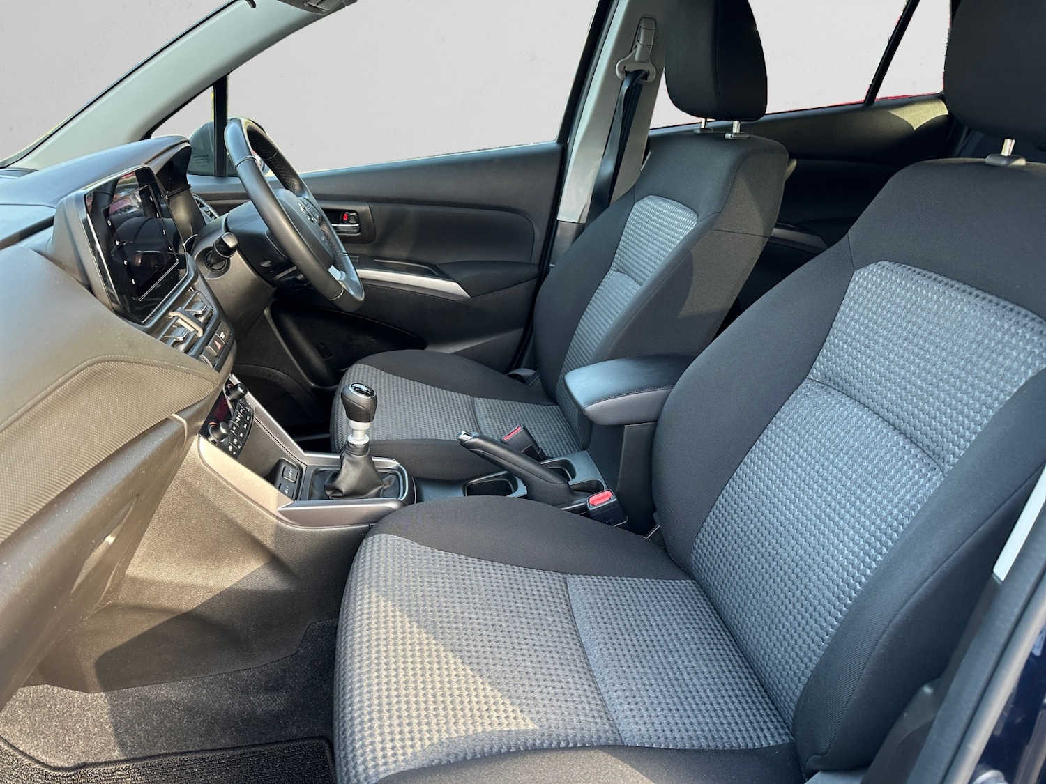 Used Suzuki SX4 S-Cross 2023 for sale - 77678840: Photo 6