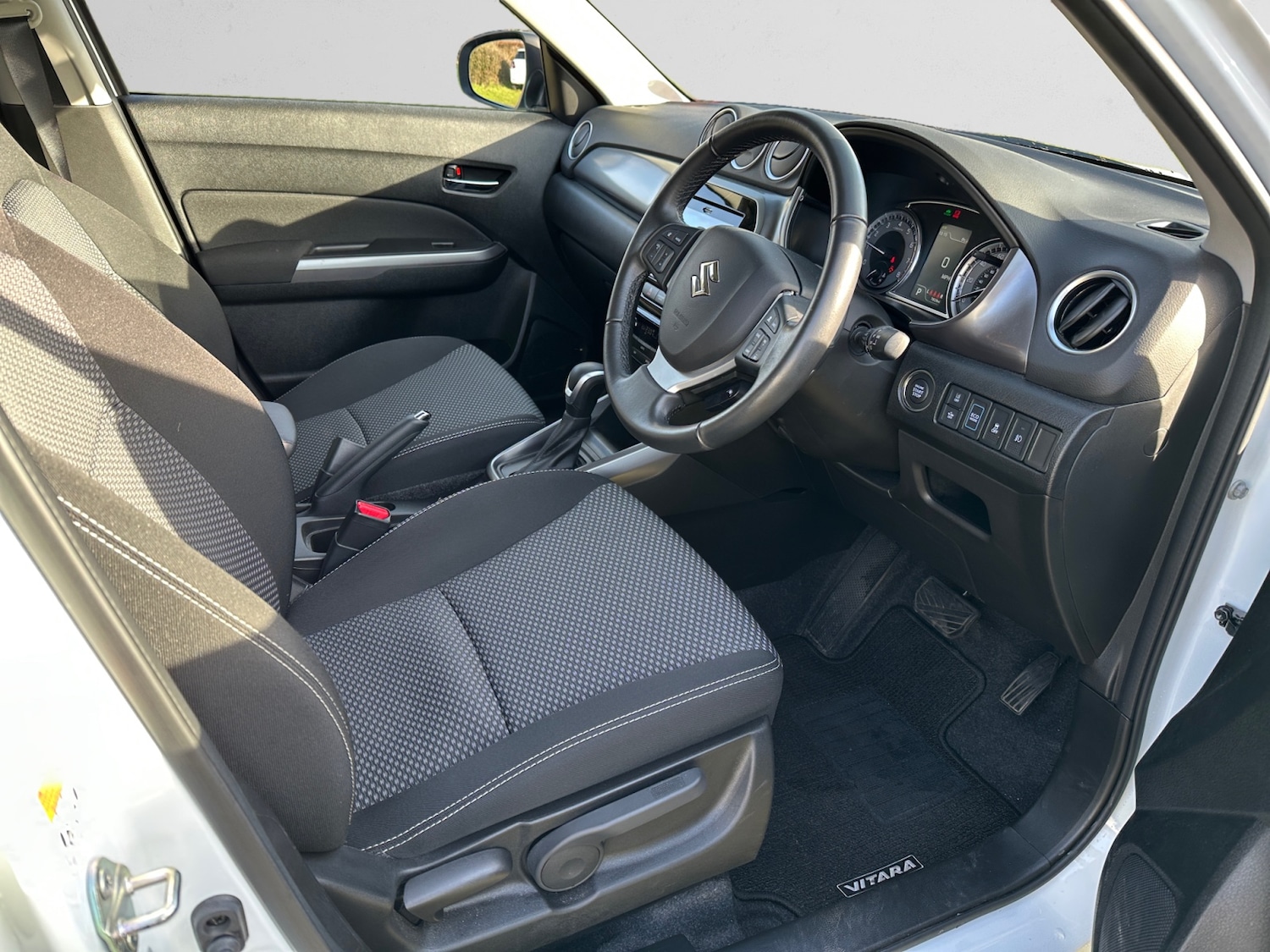 Used Suzuki Vitara 2023 for sale - 77127544: Photo 14