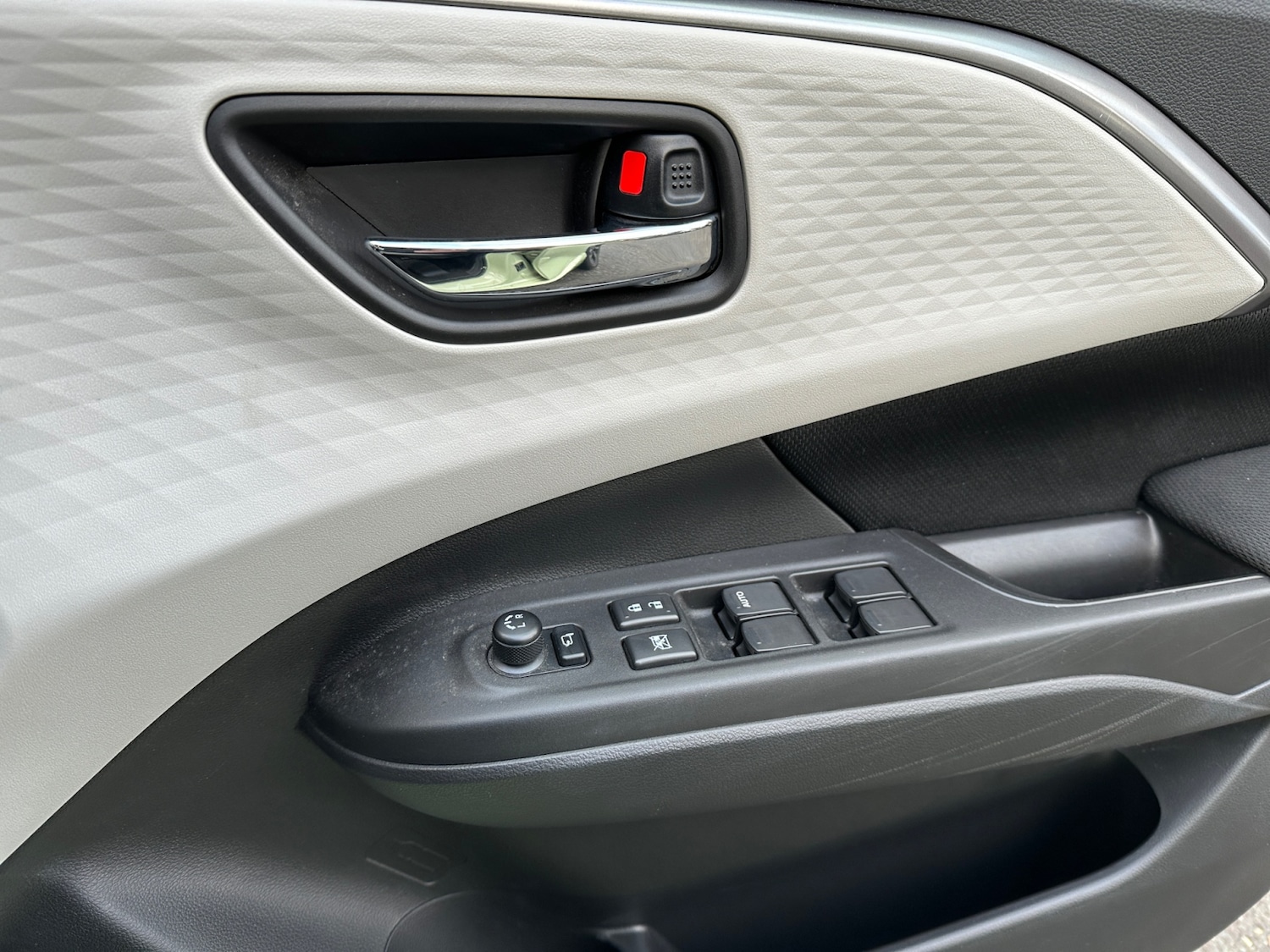 Used Suzuki Swift 2024 for sale - 77025534: Photo 27