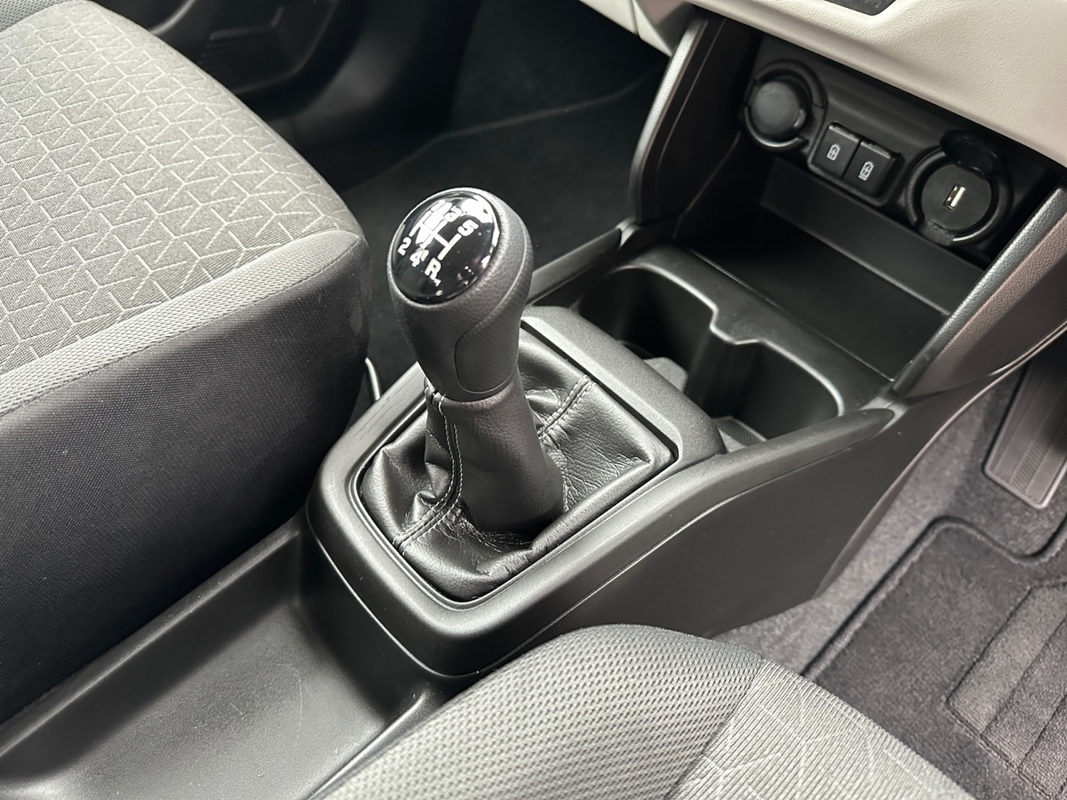 Used Suzuki Swift 2024 for sale - 76533999: Photo 10