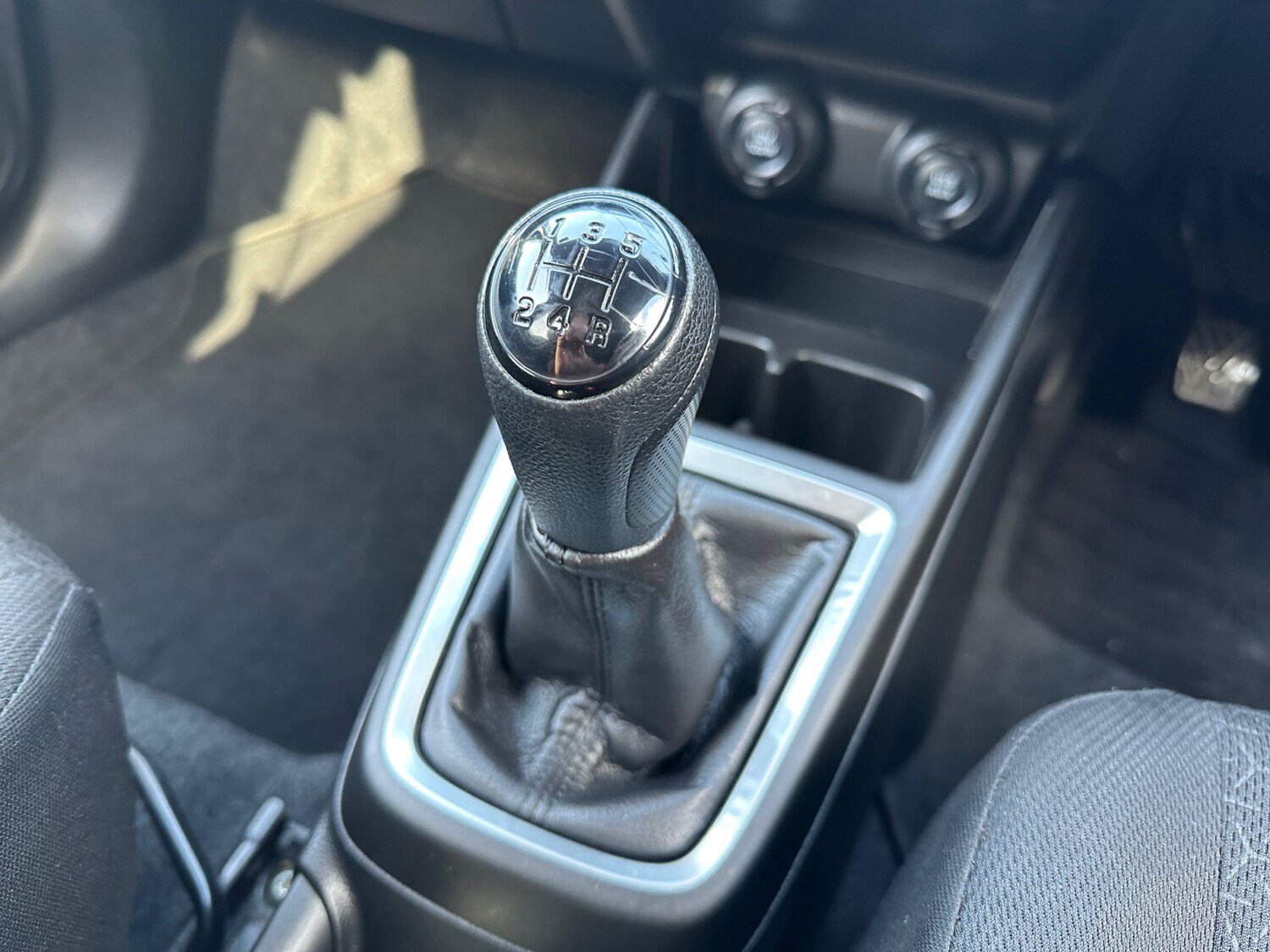 Used Suzuki Swift 2019 for sale - 77665075: Photo 10