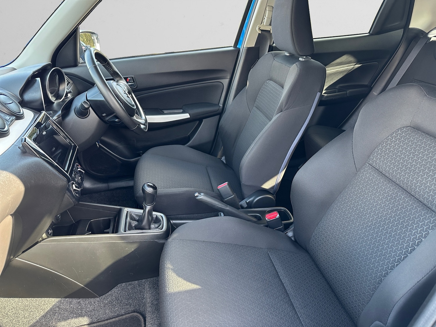 Used Suzuki Swift 2019 for sale - 77665075: Photo 6