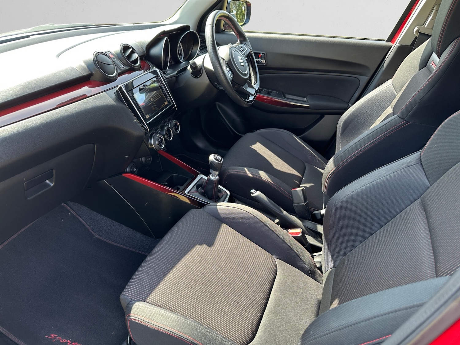 Used Suzuki Swift 2021 for sale - 76533987: Photo 6