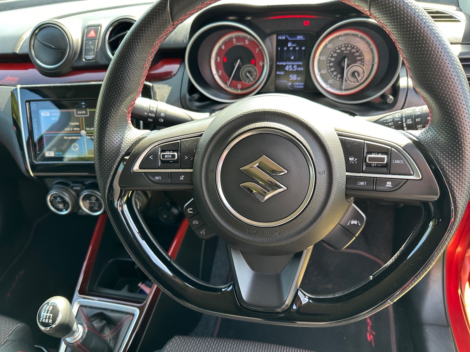 Used Suzuki Swift 2021 for sale - 76533987: Photo 9