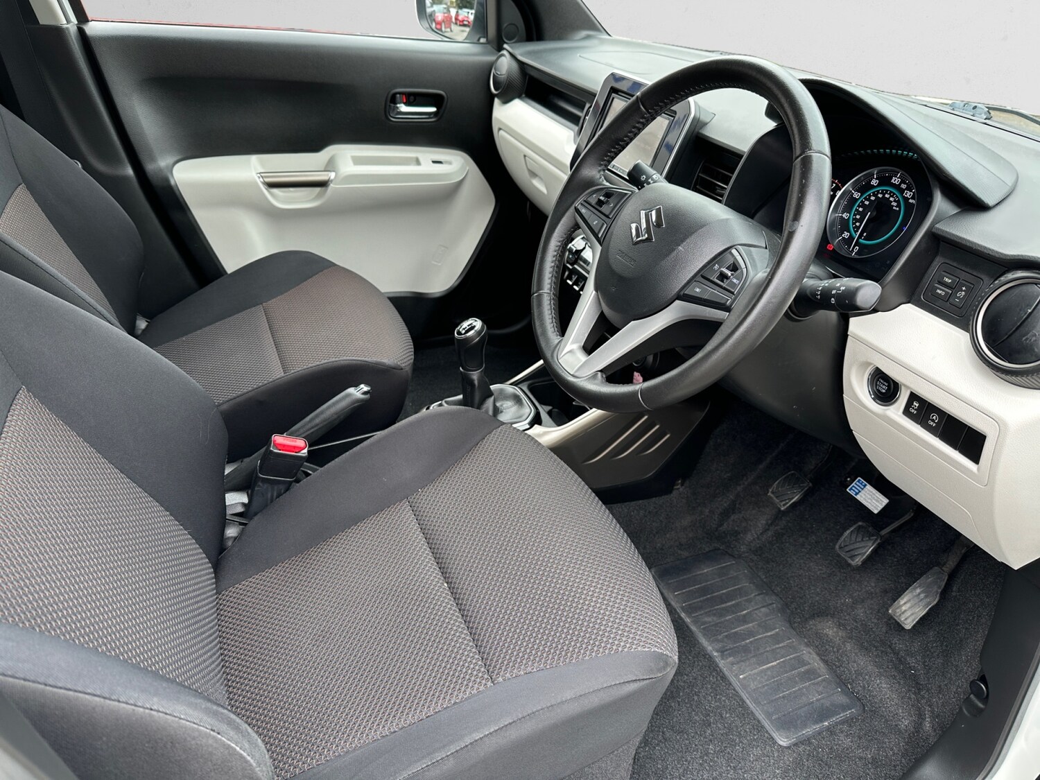 Used Suzuki Ignis 2017 for sale - 77877546: Photo 14