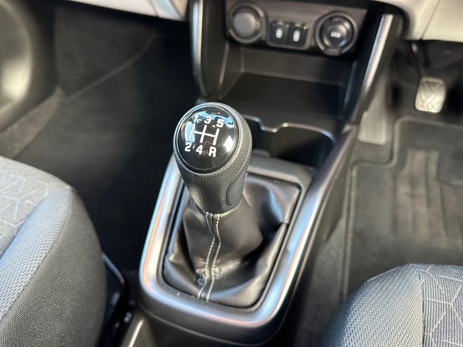 Used Suzuki Swift 2024 for sale - 77035918: Photo 10