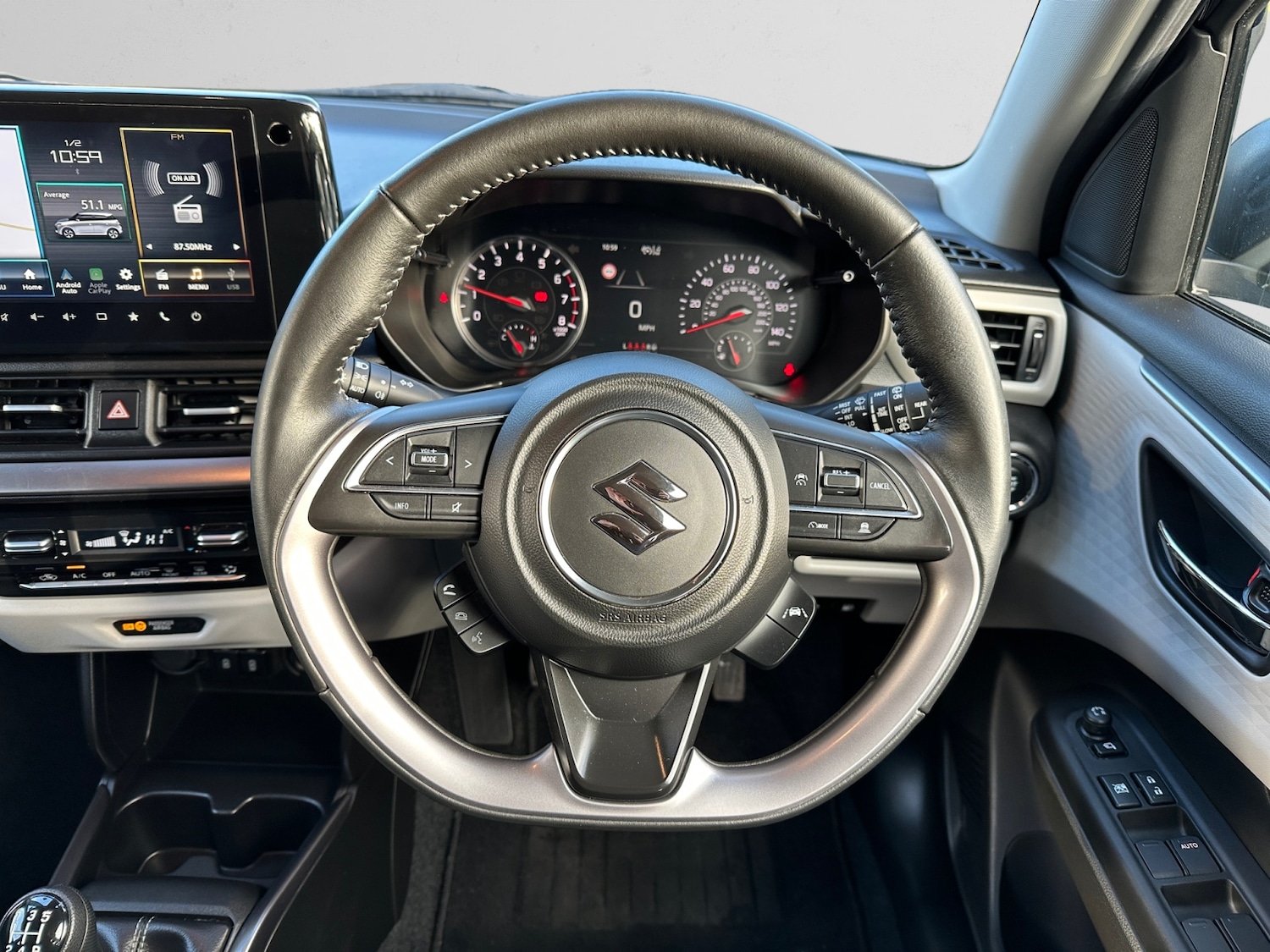 Used Suzuki Swift 2024 for sale - 77035918: Photo 9