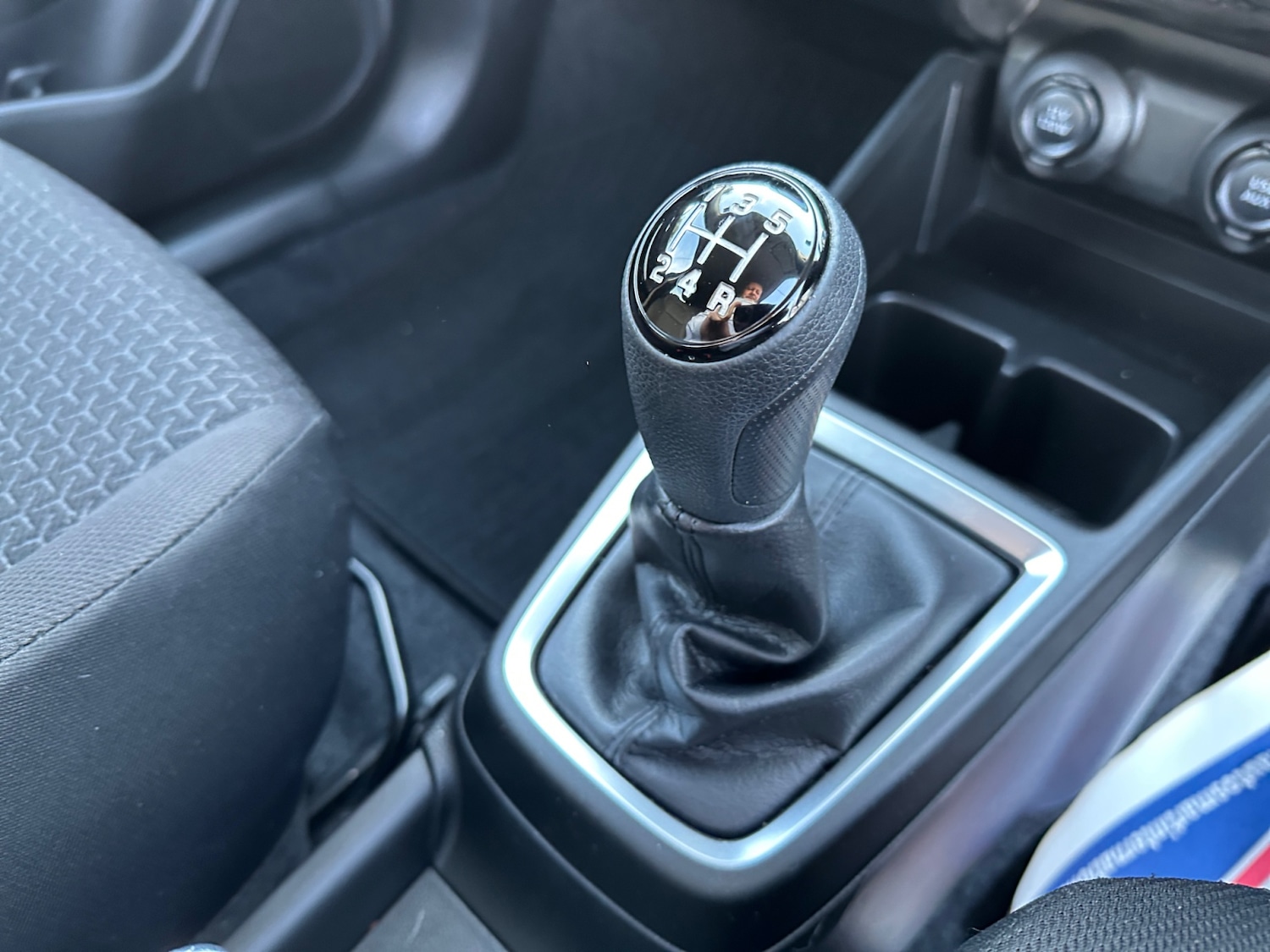 Used Suzuki Swift 2023 for sale - 77698182: Photo 10