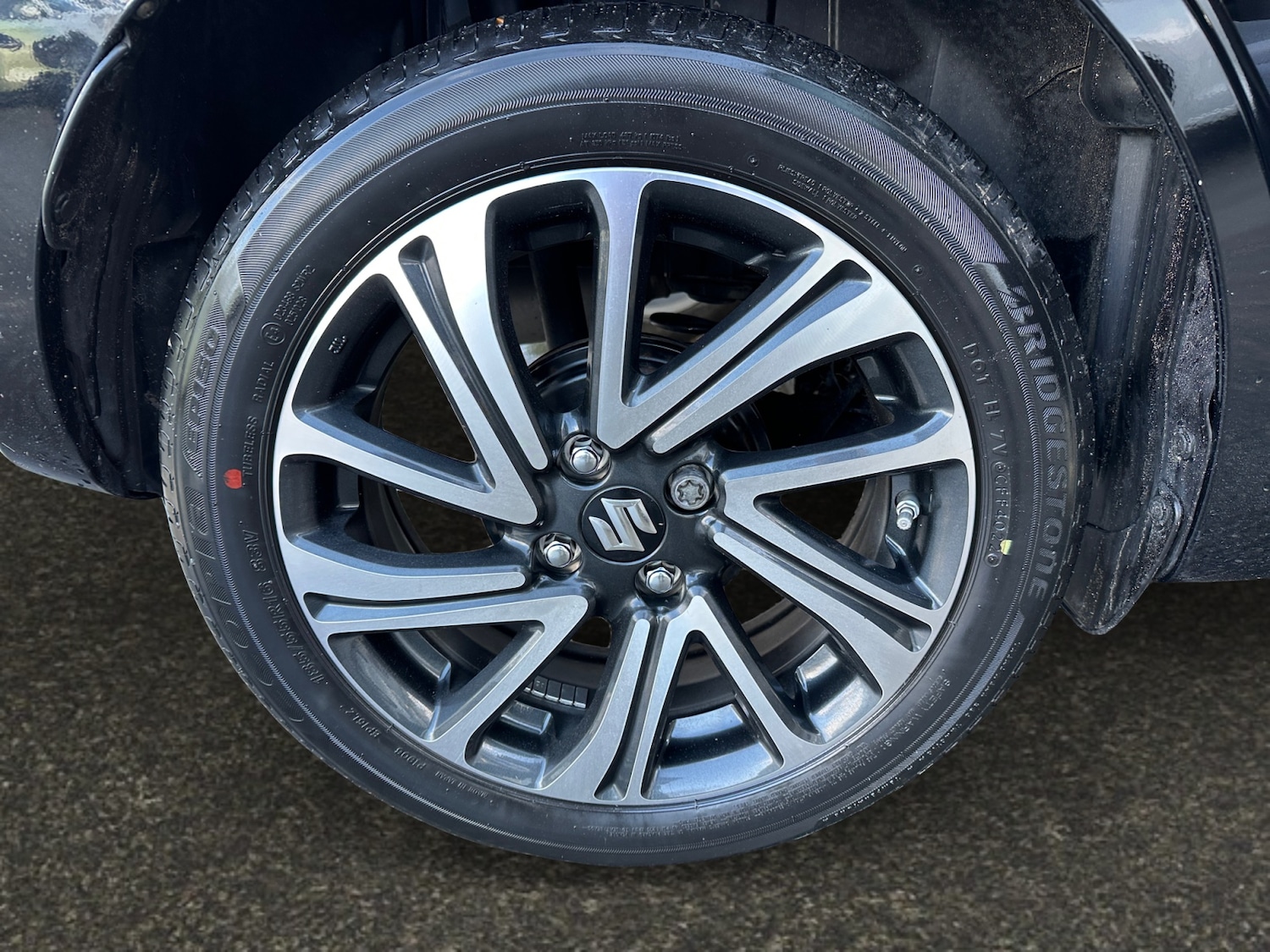 Used Suzuki Swift 2023 for sale - 77698182: Photo 12