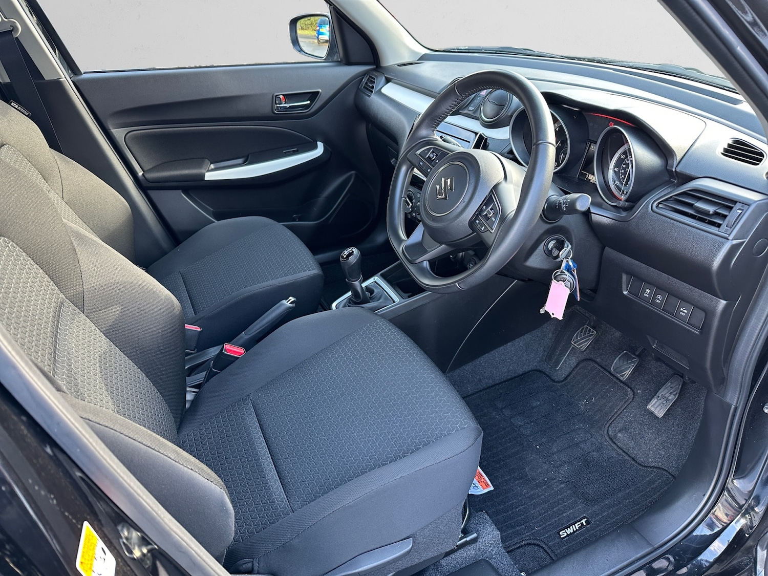 Used Suzuki Swift 2023 for sale - 77698182: Photo 14