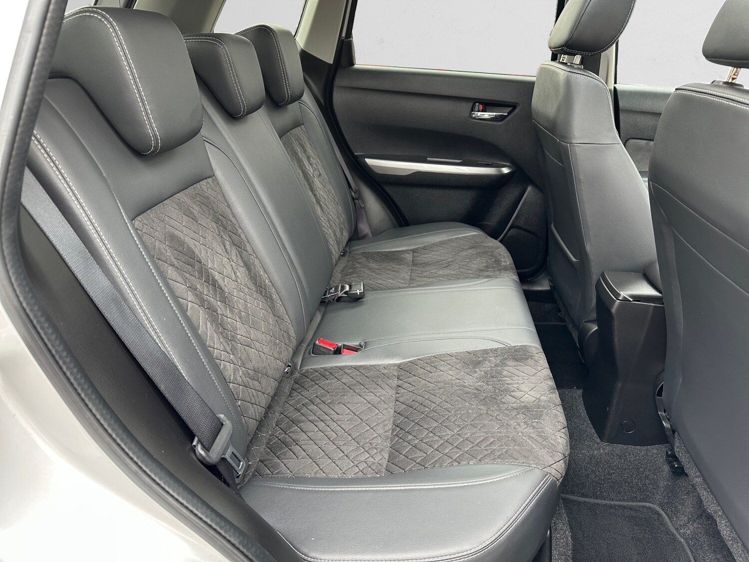 Used Suzuki Vitara 2020 for sale - 77877548: Photo 11