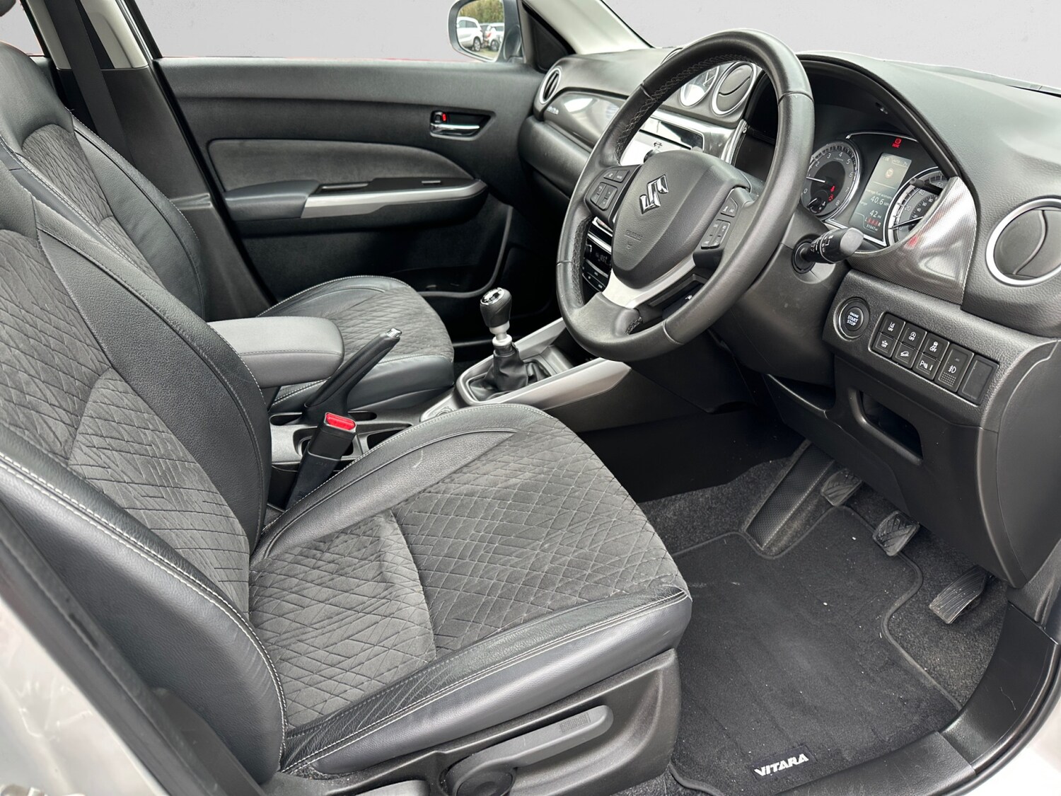 Used Suzuki Vitara 2020 for sale - 77877548: Photo 14