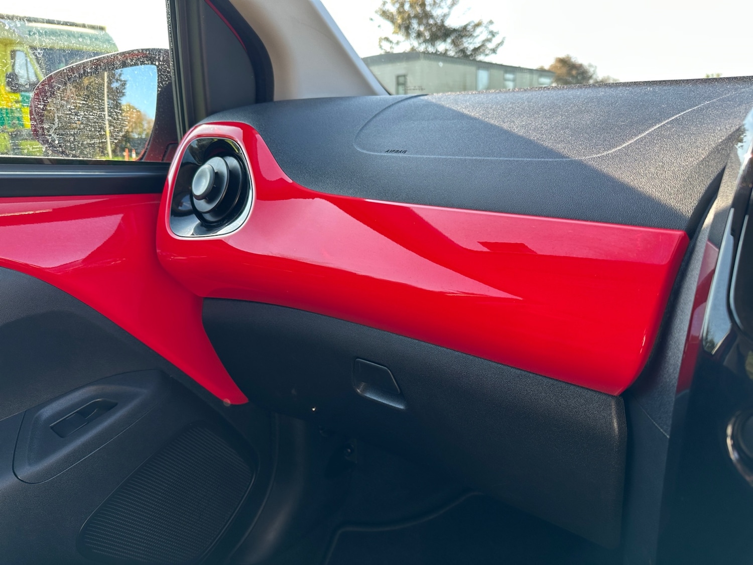 Used Toyota AYGO 2015 for sale - 76533791: Photo 26