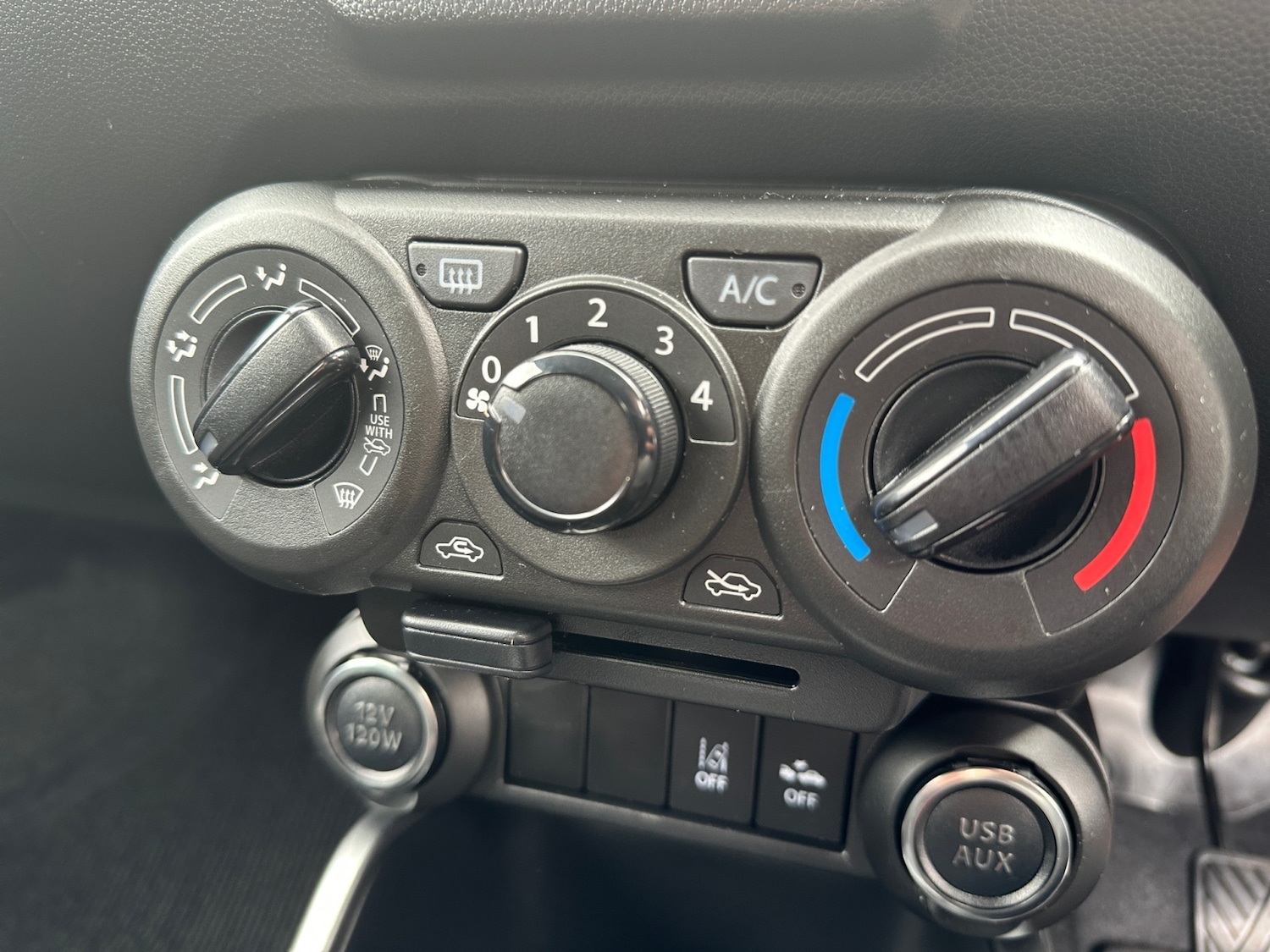 Used Suzuki Ignis 2023 for sale - 76533882: Photo 25