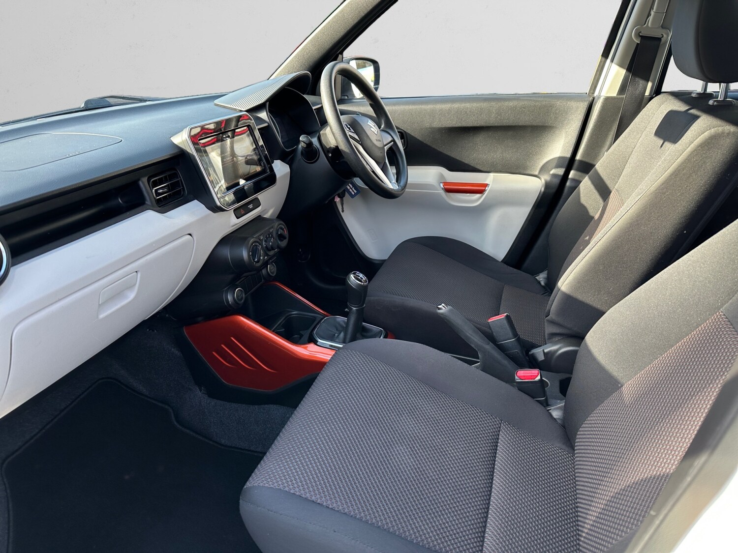 Used Suzuki Ignis 2018 for sale - 77877626: Photo 6